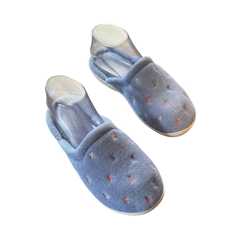 *Women’s Isotoner 7.5-8 Blue w Embroidered Flowers Slip On Slippers w Hard Sole
